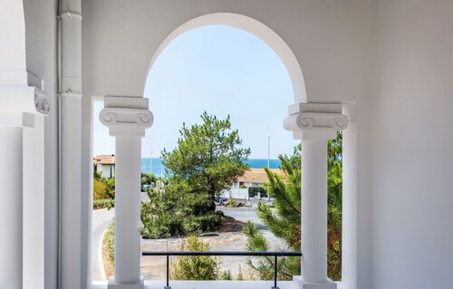 Villa de luxe dans le quartier prisé de la Milady