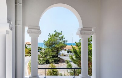 Villa de luxe dans le quartier prisé de la Milady