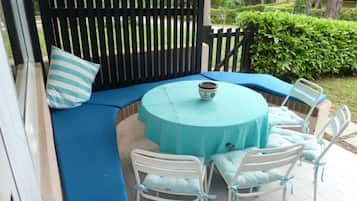 Villa, 2 Bedrooms, Patio, Garden View | Terrace/patio