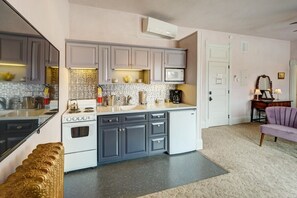 Fridge, microwave, oven, stovetop - Palace Hotel Condos- Suite 303- Elegant Suite with Historic Style (Salida)