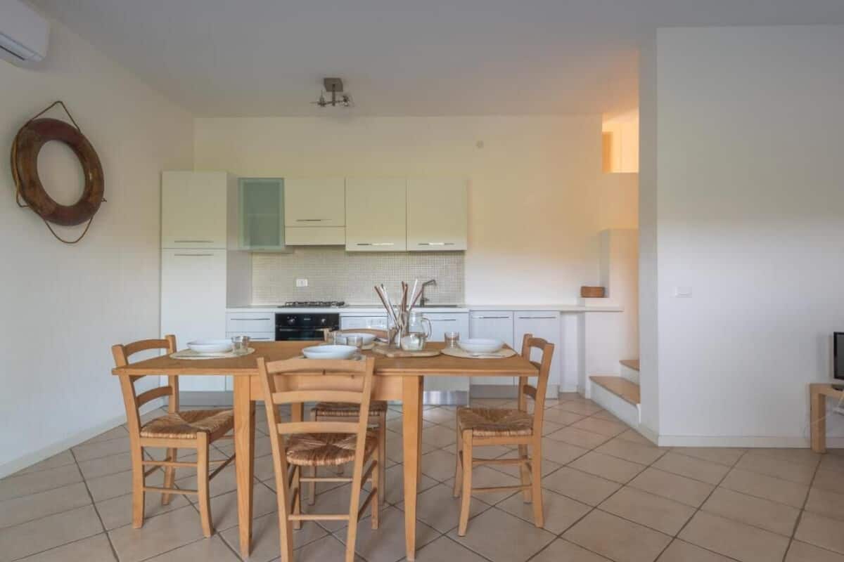 Appartement, 2 chambres, balcon | Restauration