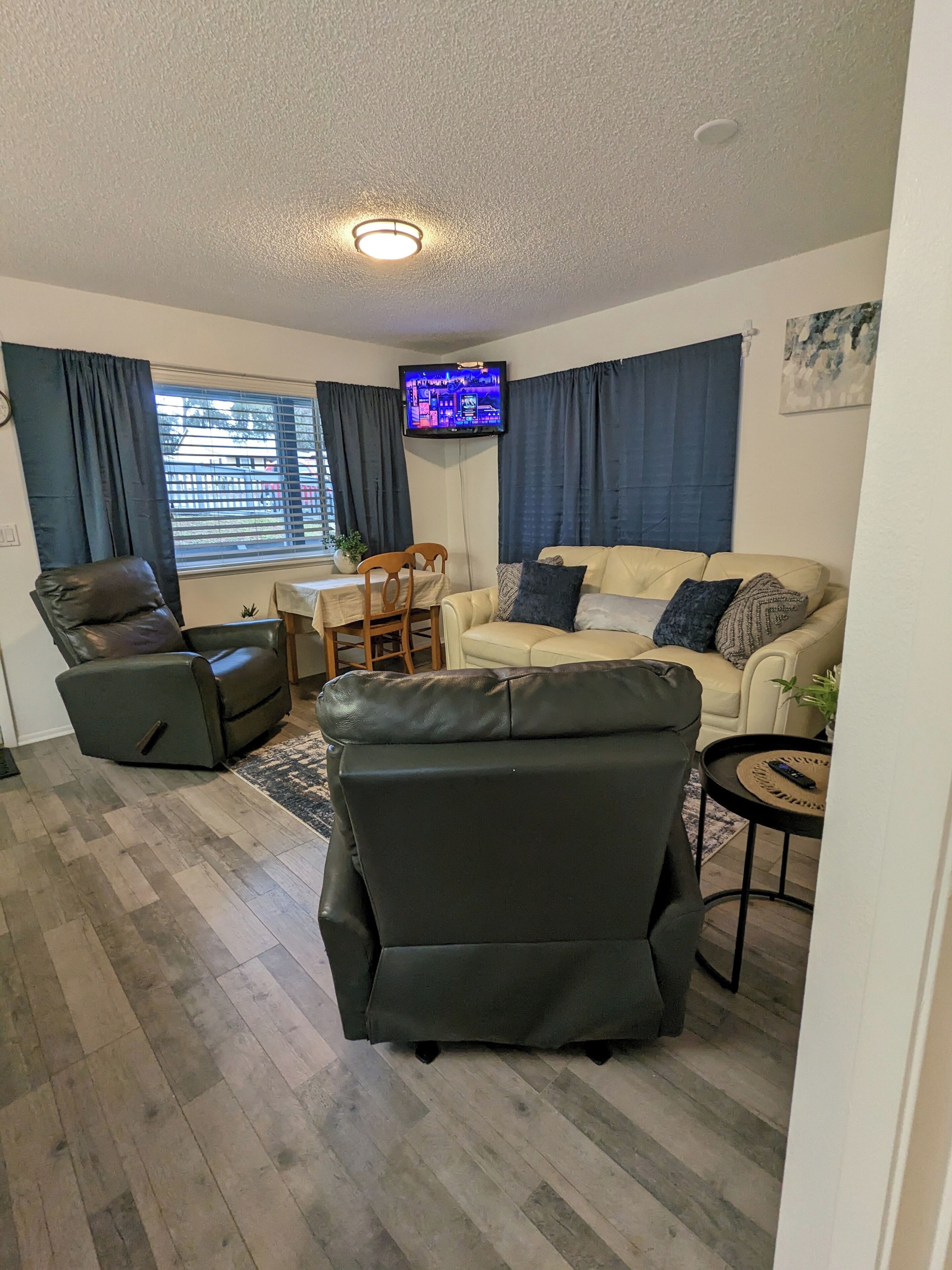 Clean Condo w/Pool Withlacoochee & Rainbow River