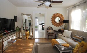 スマートテレビ、書庫、ミュージックライブラリ