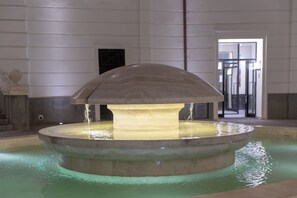 Maison, 2 chambres, balcon, vue ville | Spa