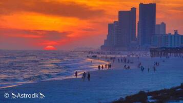 House, 3 Bedrooms, Balcony, Garden View | Beach | Beach nearby