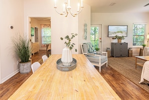 House, 3 Bedrooms, Balcony, Garden View | Interior