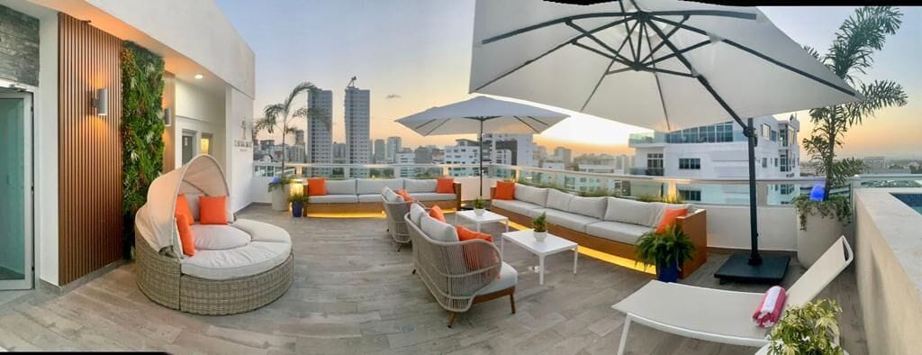 Central Suites Tower