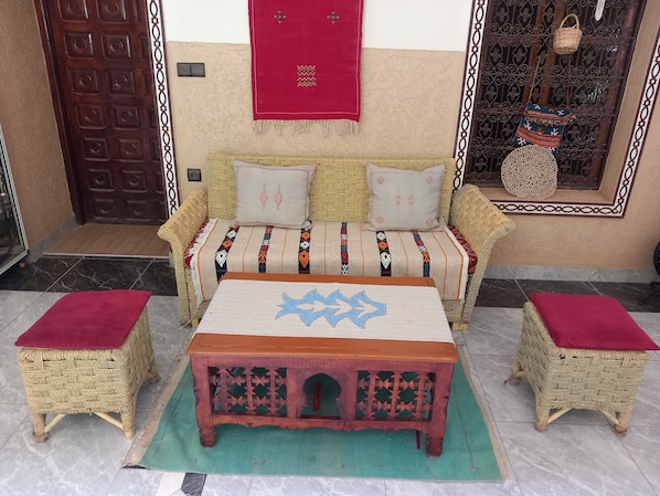 Room, Multiple Bedrooms, Accessible, Smoking | Living room - Room in Guest Room - Riad dar Tazoulte Bedroom (Agdz)