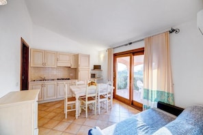Apartment, 3 Bedrooms, Balcony | Living area