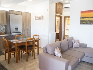 Maison, 2 chambres, fumeur, terrasse | Coin séjour