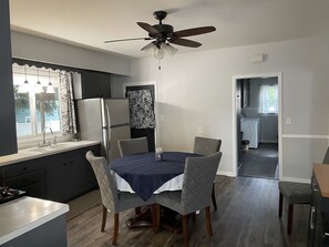 تناول الطعام