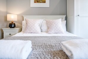 3 Schlafzimmer, Bügeleisen/Bügelbrett, WLAN, Bettwäsche