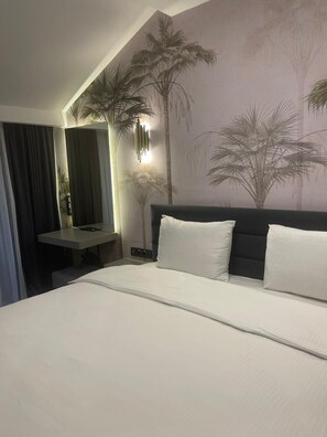 Standard Double Room | Desk, soundproofing - Uzunkum Hotel (Trabzon)