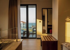 Habitación Premium, 1 cama de matrimonio, vistas al mar | Ropa de cama de alta calidad y colchones viscoelásticos