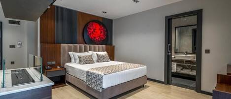 Premium Room | Premium bedding, memory foam beds, free minibar items, in-room safe