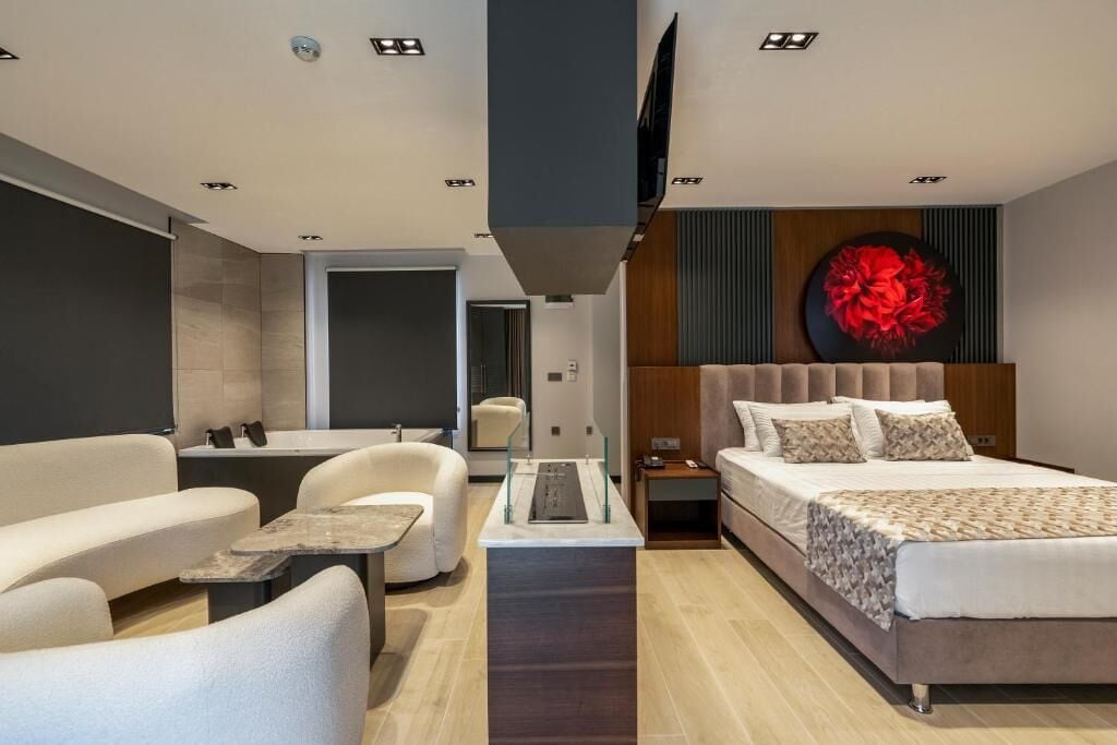 Premium Room | Premium bedding, memory foam beds, free minibar items, in-room safe