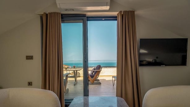 Terrace Room with Sea View | 部屋からの景観