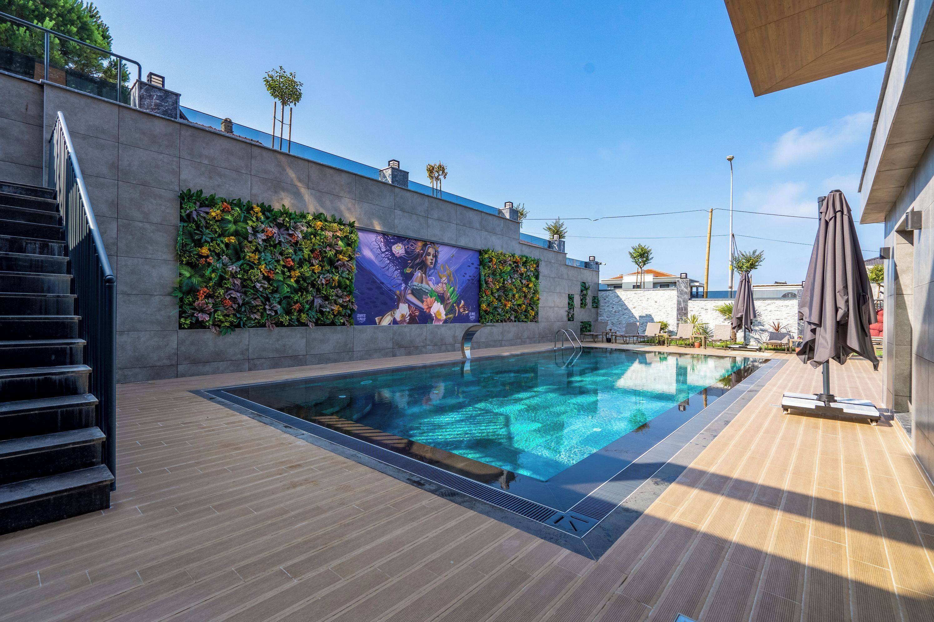 المنشأة من الخارج