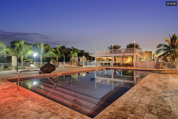 Piscina