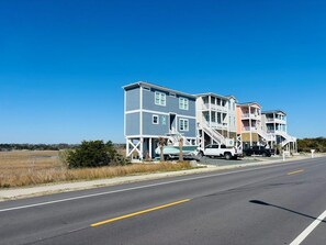 Exterior - Sun-kissed Mermaid / 846 Ocean Blvd West 2 Bedroom Home by RedAwning (Supply)