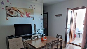 Apartment, 2 Bedrooms, Balcony | Dining - Villa 6 Beds Just Minutes From San Teodoro (Budoni)