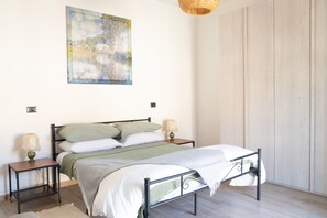 2 chambres, fer et planche Ă repasser, Wi-Fi, literie fournie