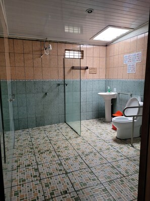 Shower, towels, soap