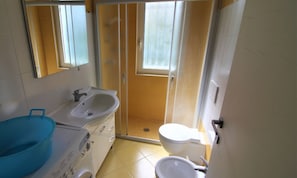 Villa, 3 Bedrooms, Terrace, Garden View | Bathroom - Coastal Villa in Lignano Riviera (Lignano Sabbiadoro)