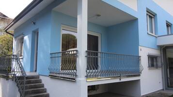 Vila, 3 kamar tidur, teras, pemandangan kebun | Balkon