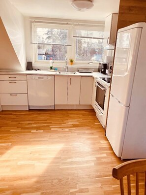 Apartament, 3 dormitoris | Cuina privada