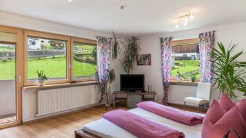 4 Schlafzimmer, kostenloses WLAN, BettwÀsche