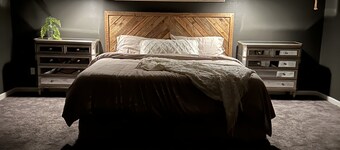 Sweet retreat close to everything with easy freeway access