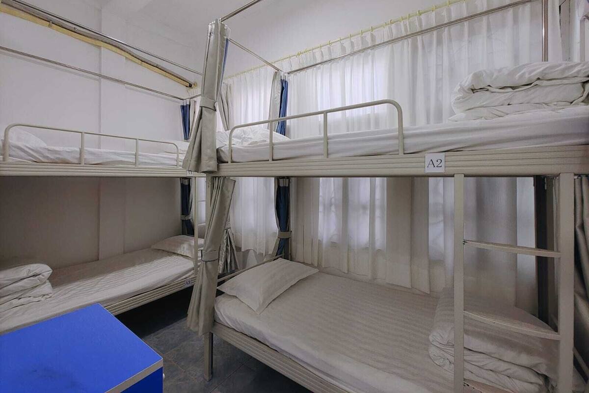 Shared Dormitory | Ruang tamu