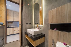 Bathroom - Relife Windy by space B228 (Rawai)