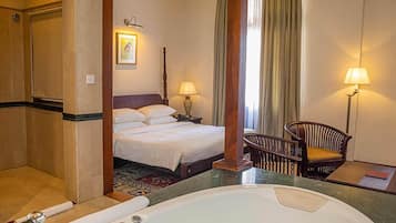 Panoramic Studio Suite | 1 bedroom, minibar, in-room safe, desk