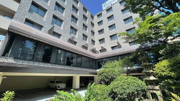 施設の正面