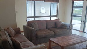 Unclassified image, 4 of 17, button - Buffels Bay, Family Home Near Knysna (Knysna)