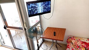 Apartamento, 1 quarto, para fumantes, sacada | Parte interna
