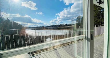 Bjurvik's Villa - Flat 2 - Business Customers Only