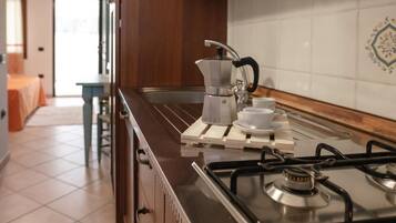 Apartment, 1 Bedroom, Balcony | Private kitchen
