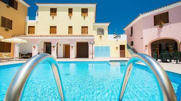 Apartment, 1 Bedroom, Balcony | Pool