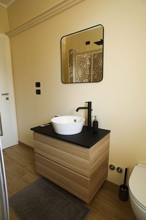 Apartment, 1 Bedroom, Accessible, Smoking | Bathroom | Toilet paper - Bellavista Holiday Home (Spoltore)