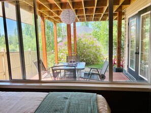 Dining - Stunningly Private, Spacious, & Bright Walkout Suite (Calgary)