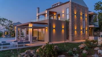 Villa, 4 soverom, privat basseng, hageutsikt | Eksteriør