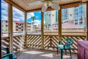 Luokittelematon kuva, 3 kautta 21, painike