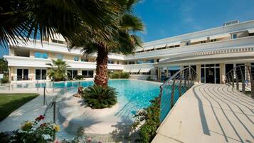 Apartment | 16 bedrooms