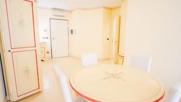 Apartment | 16 bedrooms