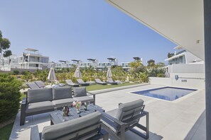 Bungalow, 3 chambres, piscine privée, vue jardin | Piscine