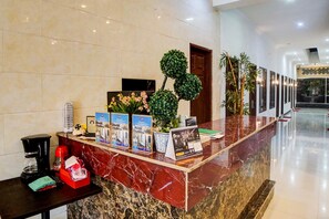 Reception - Hotel O Jr Residence Syariah (Medan)