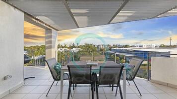 Comfort Apartment | Balcony